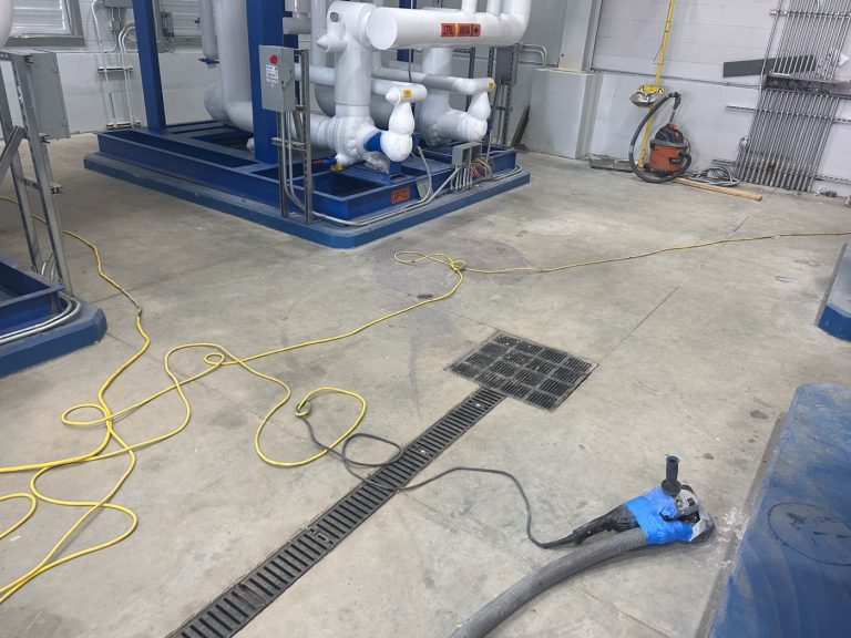 commercial-kitchen-industrial-floor-coating-96